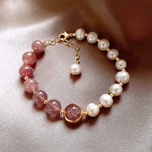 Strawberry quartz bracelet - natural pink crystal beads