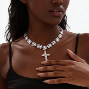 European American Inlaid Square CZ Cross Necklace For Women, Luxury Hip Hop Premium Clavicle Chain, Minimal Cold Style Neck Jewelry